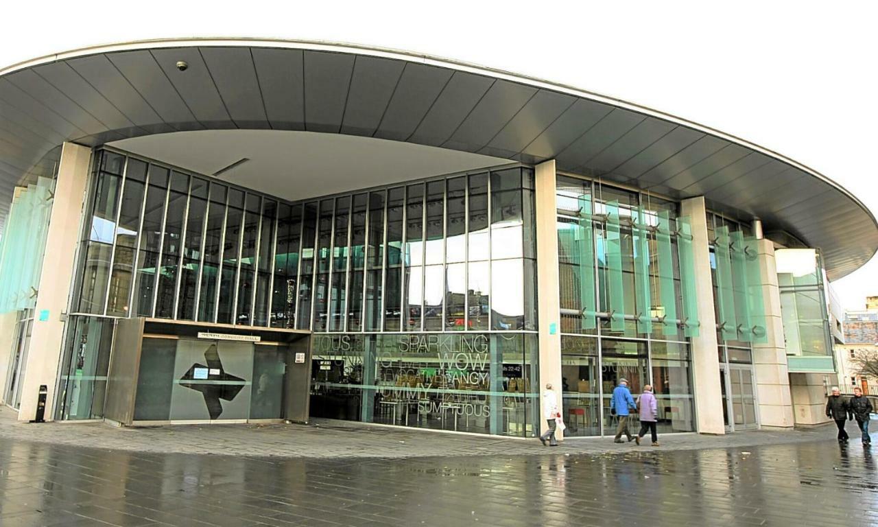 The Broch, Ground Floor City Centre Apartment, Sleeps 6 Perth Luaran gambar